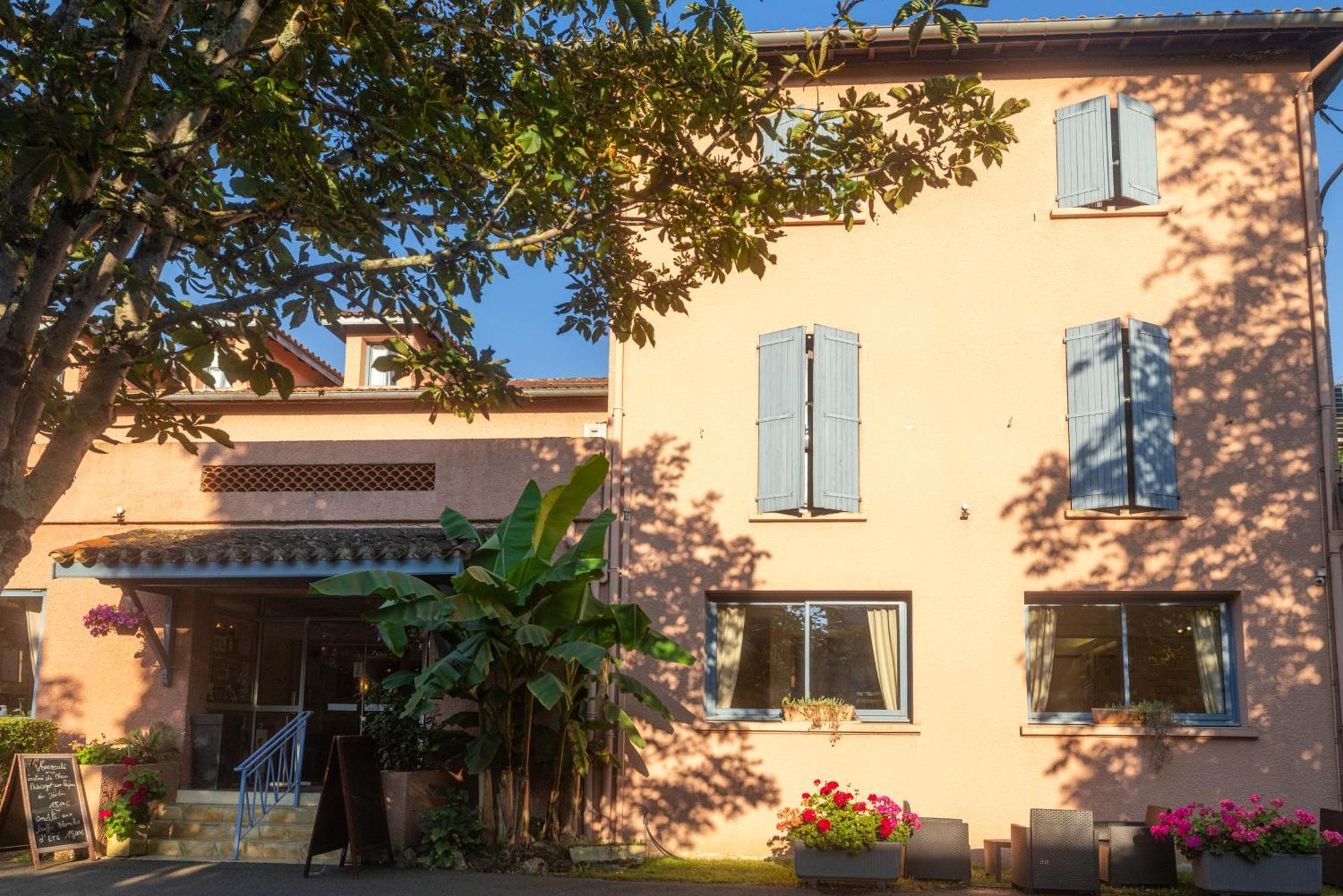 Hotel Restaurant Des Thermes Castéra-Verduzan Εξωτερικό φωτογραφία